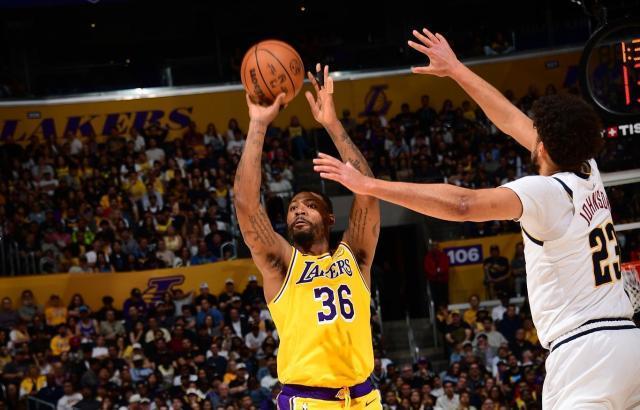 开云体育中国-正负值断层领跑全队!湖人1100万捡漏斯马特真香